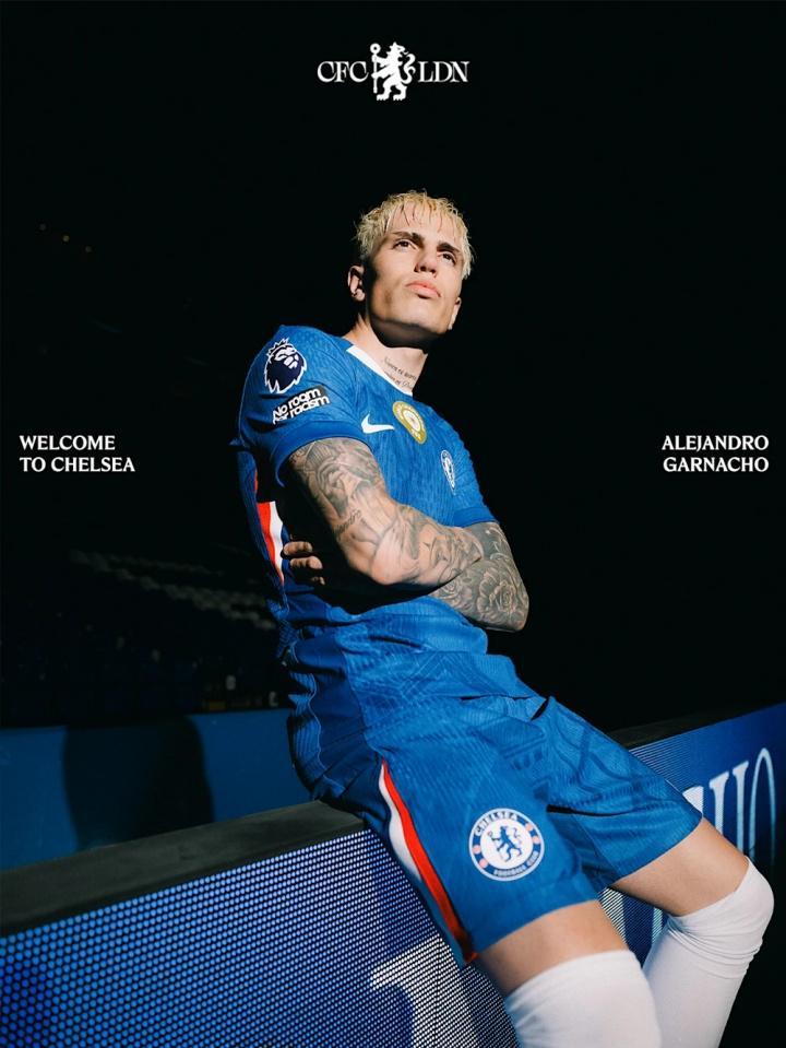 官方:切尔西签下21岁曼联边锋加纳乔,签7年+转会费4000万镑